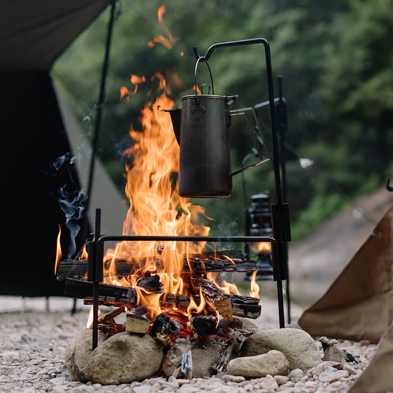 Support pour cuisson sur feu